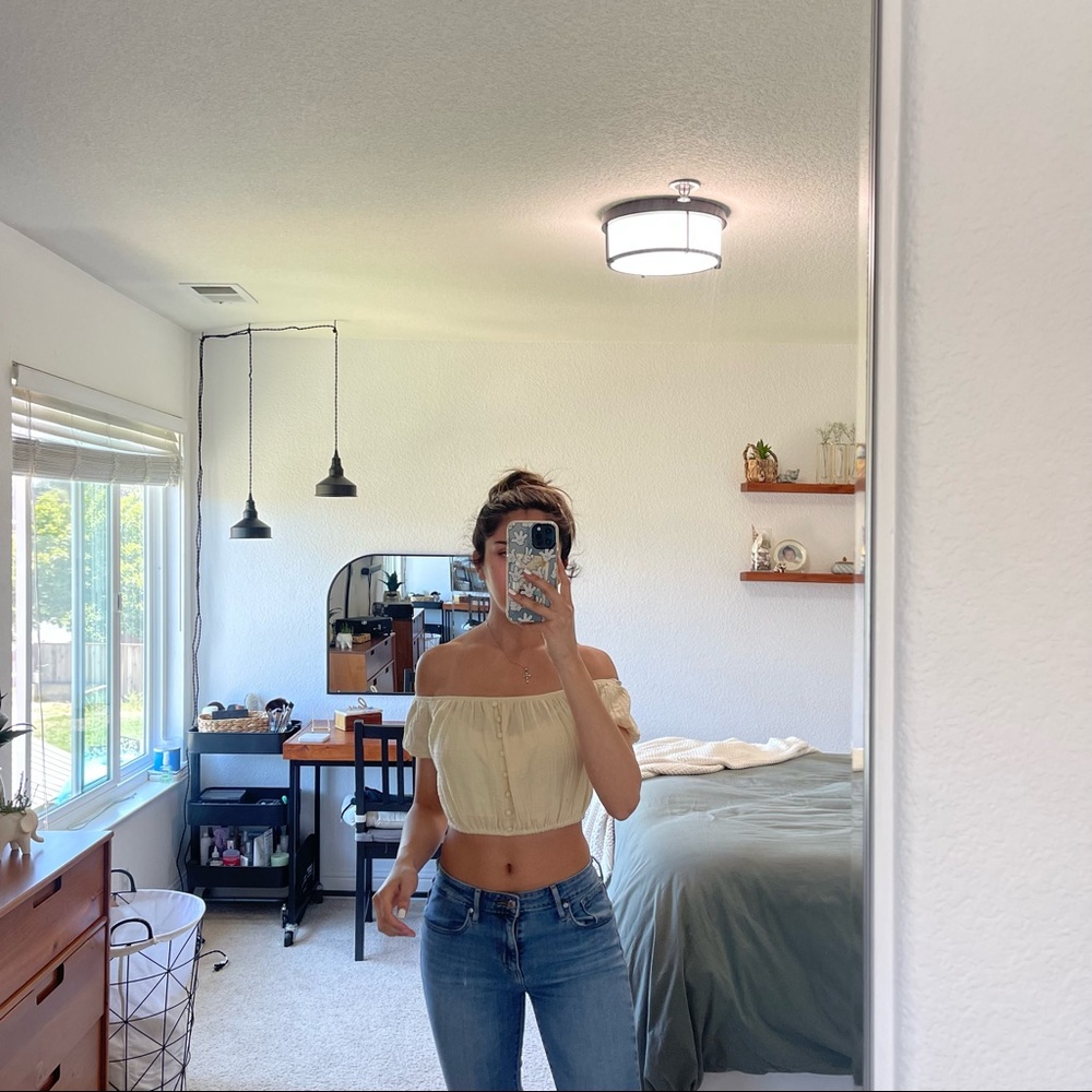 Cream crop top